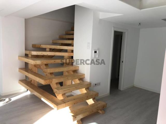 Apartamento T1 com 78 m2 em Carnaxide | Wallis Real Estate