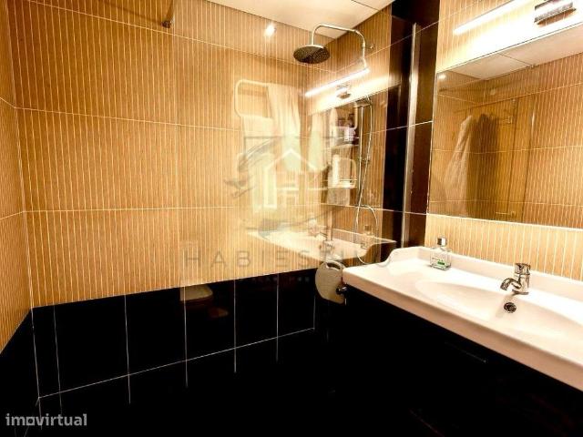 Apartamento t1 com aproveitamento de sto e terrao