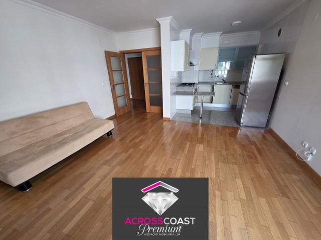 Apartamento T1 com garagem e elevador em Lisboa