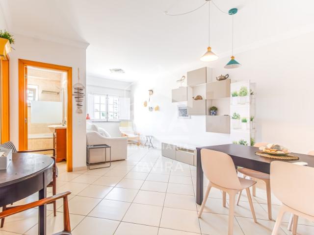 Apartamento T1 com Garagem, no Centro de Tavira