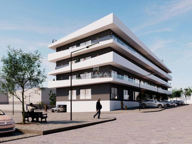 Apartamento T1 com garagem no Edifício Quarteira City, no centro de Quarteira