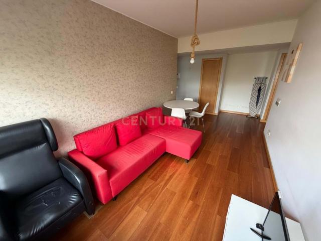 Apartamento T1 com Garagem no Parque Nações