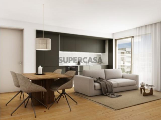 Apartamento T1 com jardim para comprar na Constituição Centro do Porto fr B