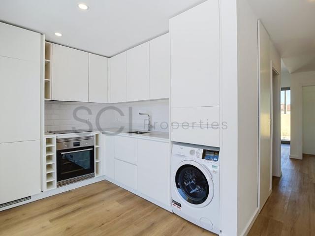 Apartamento T1 com logradouro 42m2, na Quinta do Conde