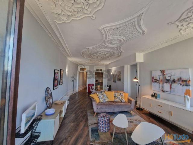 APARTAMENTO T1 COM LOGRADOURO | 26074075431