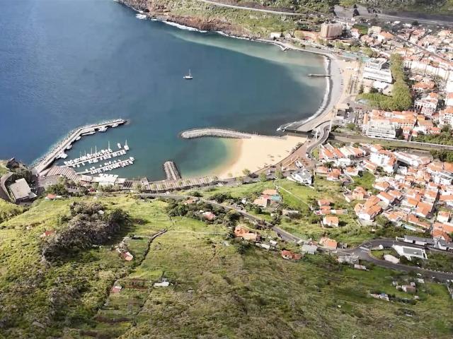 Apartamento T1 com logradouro de 22 m² | Machico, ilha da Ma. 78m² Machico