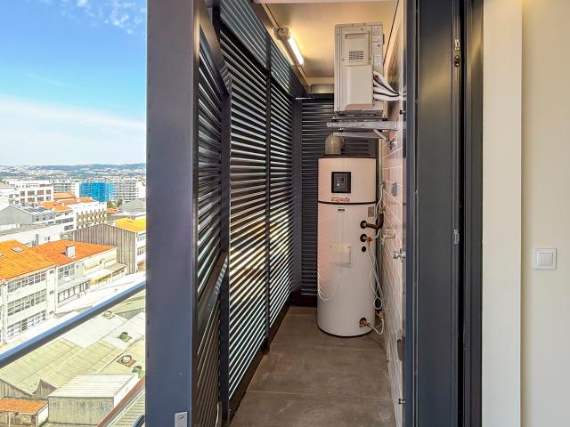 Apartamento T1 com lugar de garagem na Av. Republica V.N.Gaia