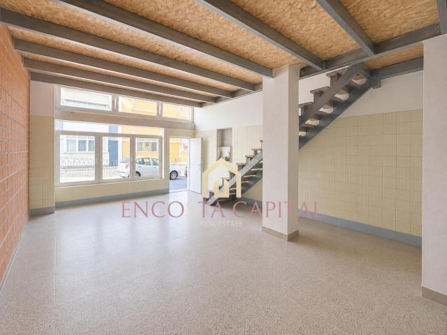 Apartamento T1 com mezanime Sacavém