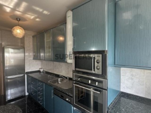 Apartamento T1 com Suíte, Vista Mar e Garagem Mobilado e Equipada, na Póvoa de Varzim