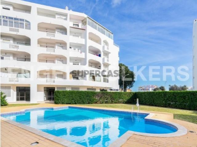 Apartamento T1 com piscina em Albufeira