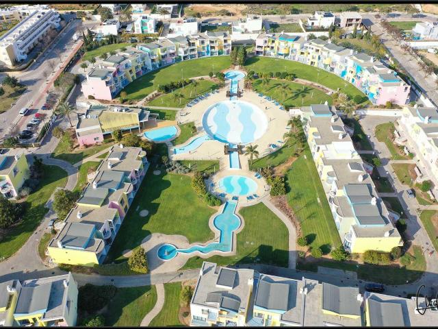 Apartamento T1 com Piscina em Albufeira. 75m² Albufeira Olhos de Água