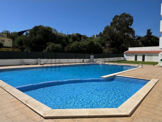 Apartamento T1 com piscina, em Albufeira