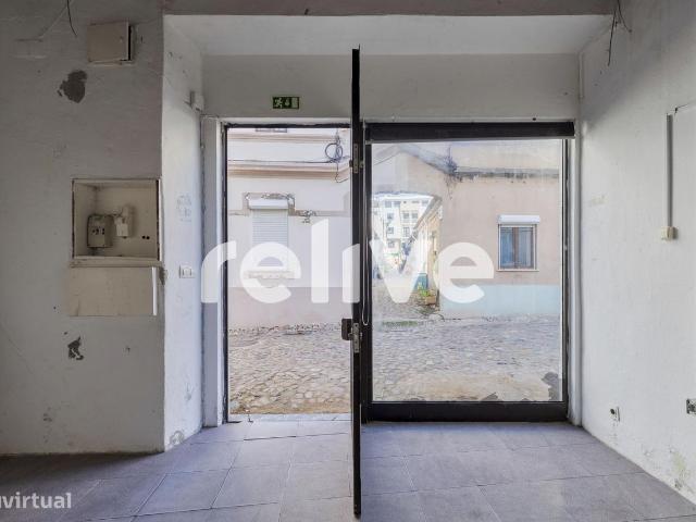 Apartamento T1 com Projecto aprovado no Centro Histrico de Sines