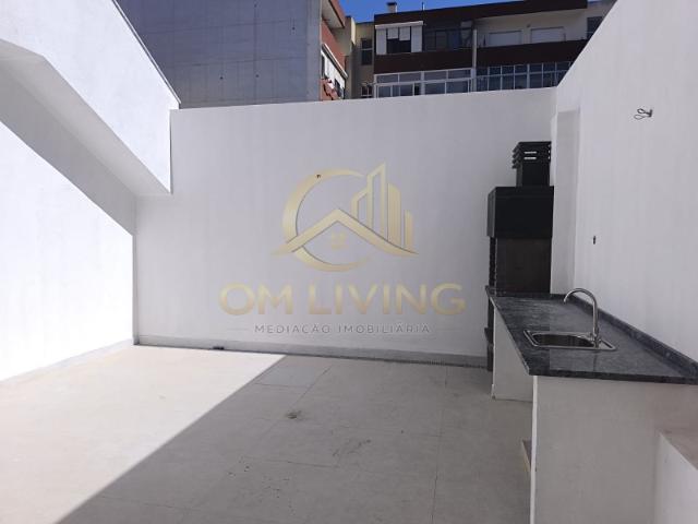 Apartamento T1 com Quintal e Churrasqueira