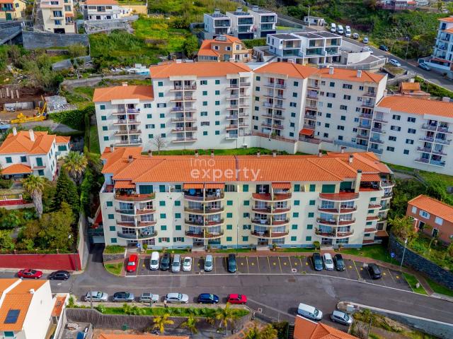 Apartamento T1 com Quintal no Garajau, Madeira