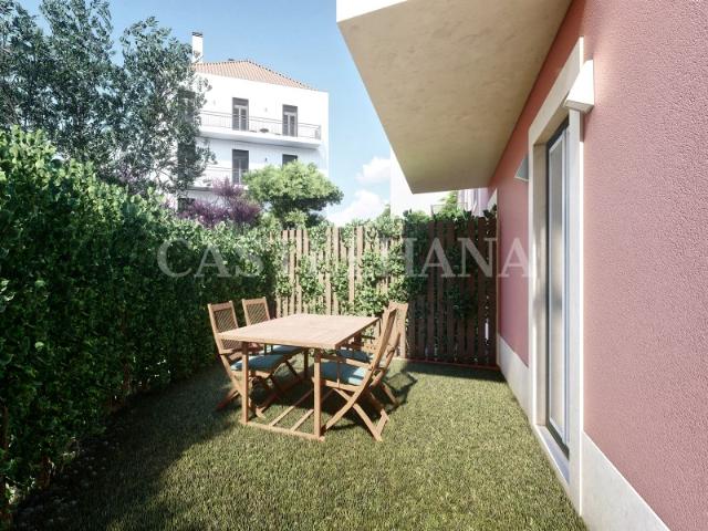 Apartamento T1 com terraço e 1 lugar de estacionamento em Campolide
