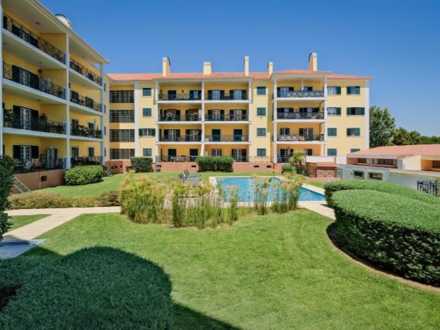 Apartamento T1 com Terraço, Piscina e Ginásio na Quinta da Beloura