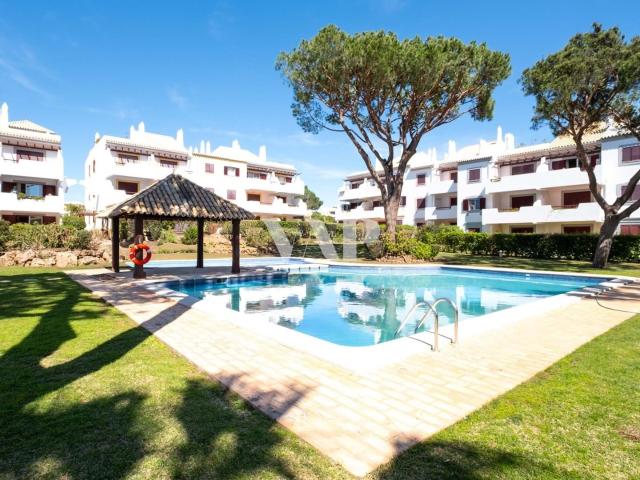 Apartamento T1 com Terraço Privado e Piscina, Vilamoura 77m² Quarteira