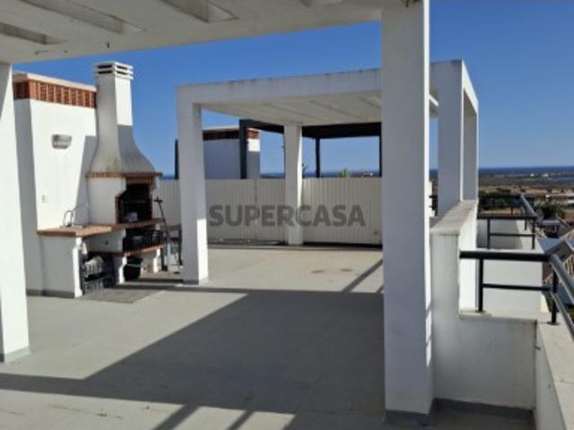 Apartamento T1 com terraço privativo em Tavira, Algarve