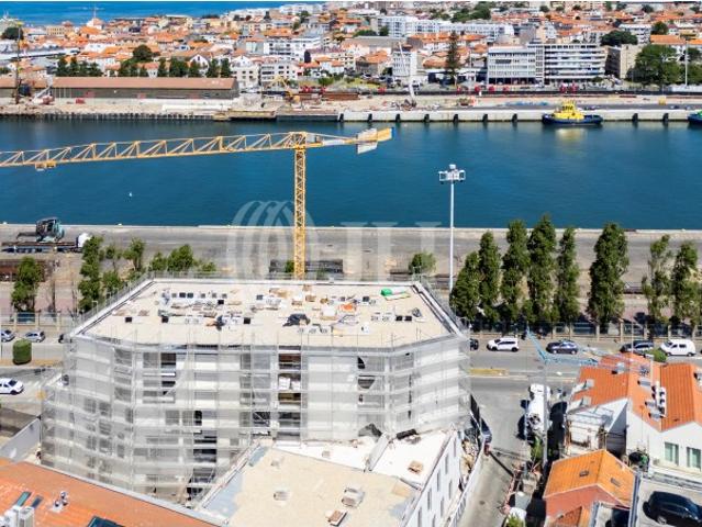 Apartamento T1, com varanda e estacionamento, Matosinhos