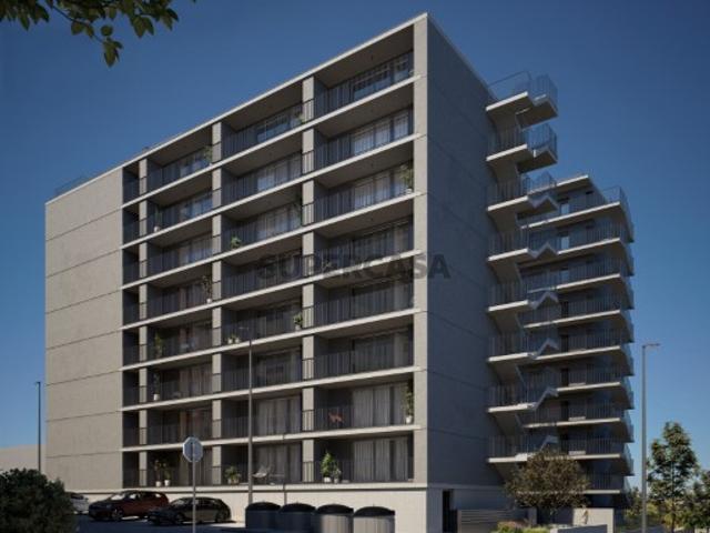 Apartamento T1 com varanda e estacionamento em novo empreendimento, Gaia