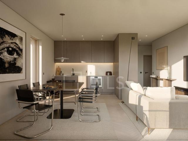 Apartamento T1 com varanda e garagem em Paranhos, Porto