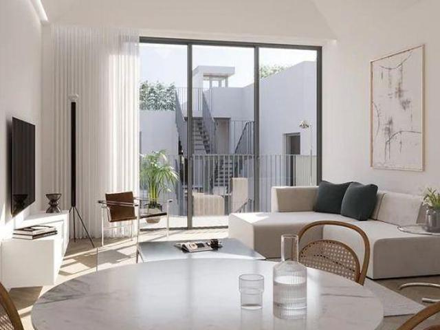 Apartamento T1 com varanda e lugar de estacionamento, junto ao Jardim do Morro Vila Nova de Gaia. | 26063860149