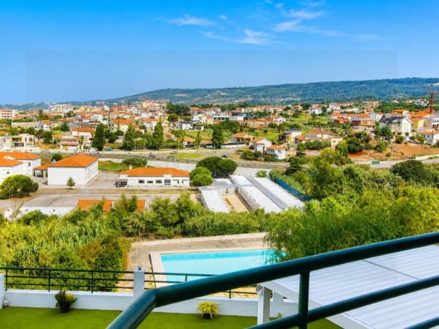 Apartamento T1 com Varanda em Condomínio Fechado com Piscina Figueira da Foz