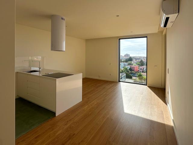 Apartamento T1 com varanda Faria Guimarães