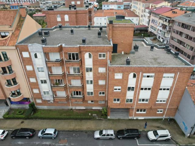 Apartamento T1 com Varanda | Luminoso | Localização Central