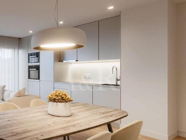 Apartamento T1 com varandas junto ao Marquês Pombal, Lisboa 44m² Arroios