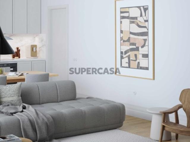 Apartamento T1, com varandas, no Porto