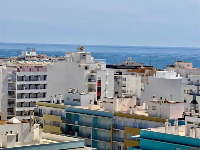 Apartamento T1 com Vistas Desafogadas a 100m da Praia, vist. 83m² Armação De Pêra