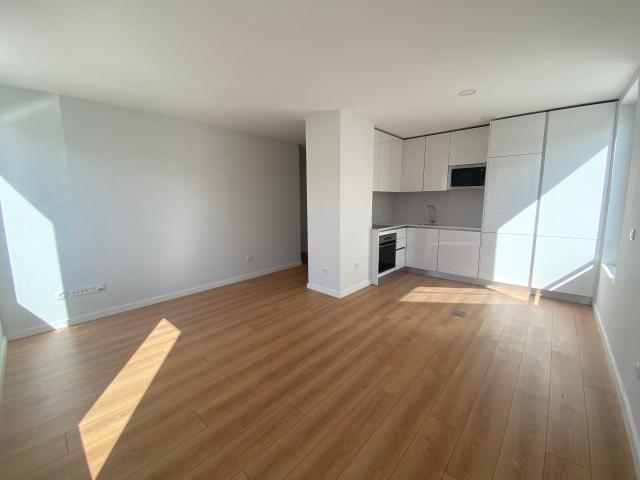 Apartamento T1 como novo, no centro de Esgueira!