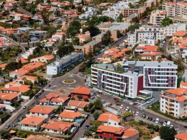 Apartamento T1 C/Varanda De 9.75 m² no Garajau 68m² Caniço