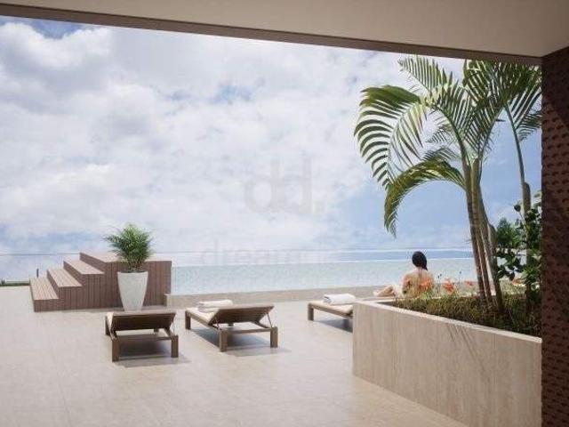 Apartamento T2 de Luxo com Vista para a Baía – Câmara de Lobos, Madeira