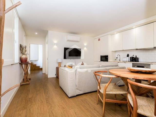 Apartamento T1 de Rés do Chão c/ Jardim e Piscina | Largo dos Penedos, Évora, Évora, Centro Histórico de Évora