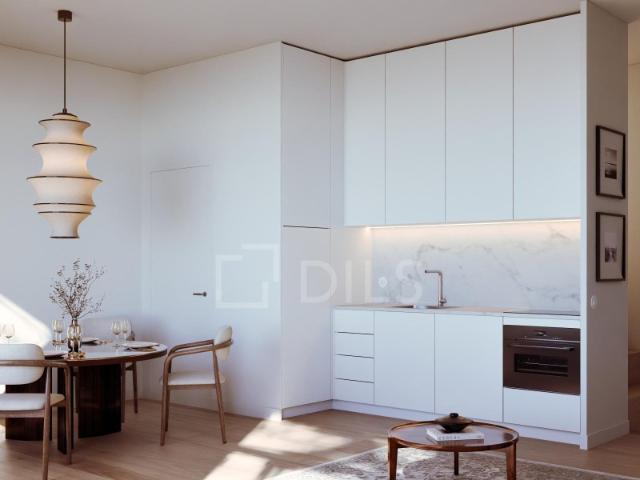 Apartamento T1 duplex com varanda na Baixa do Porto