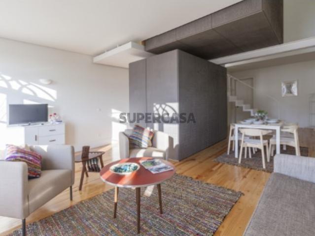 Apartamento T1 duplex Aliados
