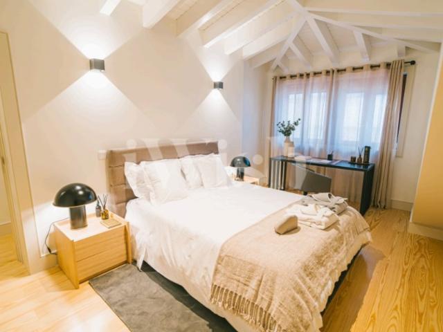 Apartamento T1 Duplex Oportunidade de Investimento na Baixa do Porto Apartamentos Prontos a Rentabilizar!