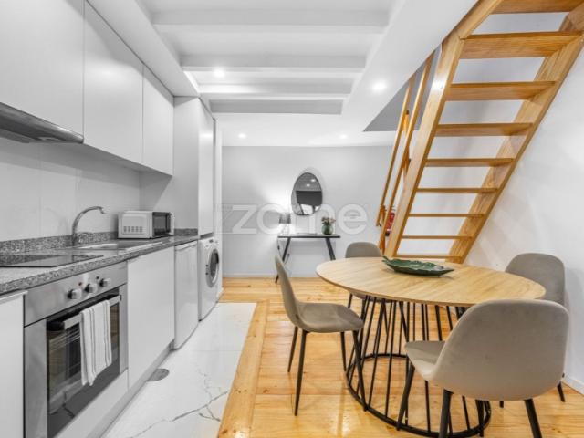 Apartamento T1 Duplex no Centro Histórico de Vila Nova de Gaia