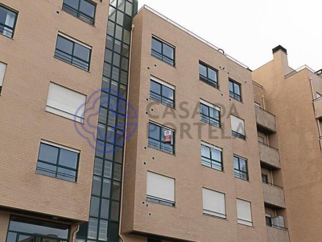 Apartamento T1 Duplex na rua das Andresas, Ramalde, Porto