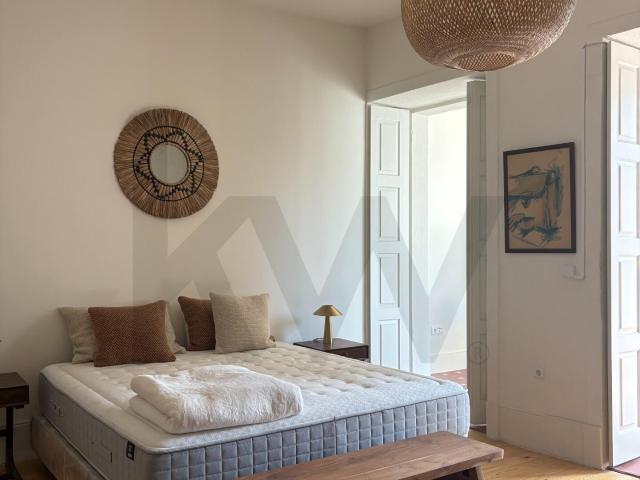 Apartamento T1 Edifício Histórico com Licença AL em Cedofeita Localização Premium