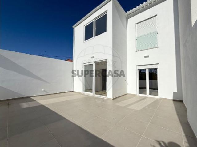 Apartamento T1 em Turcifal