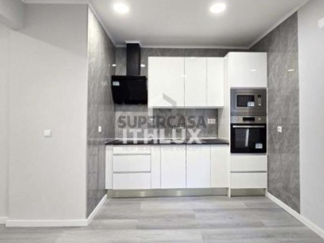 Apartamento T1 em Venteira