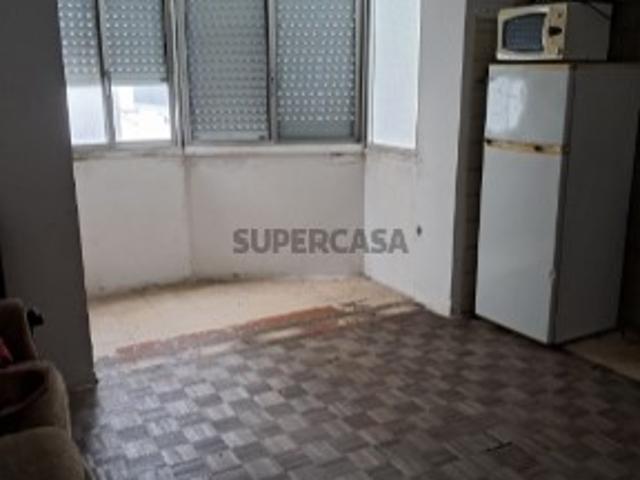 Apartamento T1 em Águas Livres