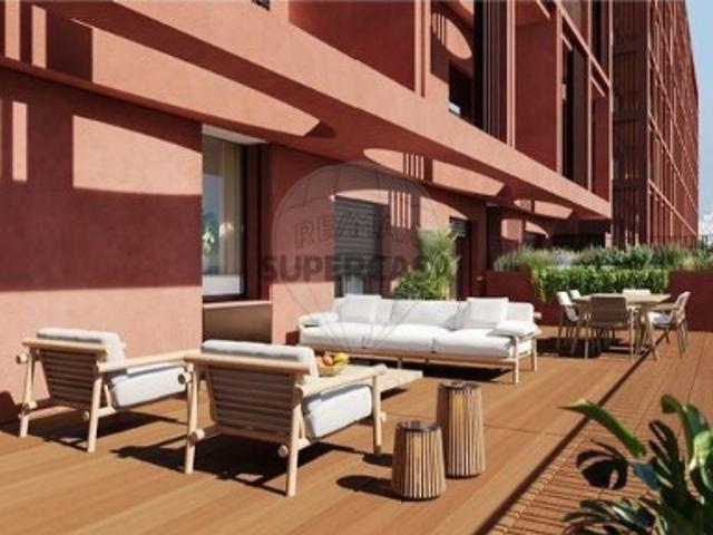 Apartamento T1 em Almada, Cova da Piedade, Pragal e Cacilhas