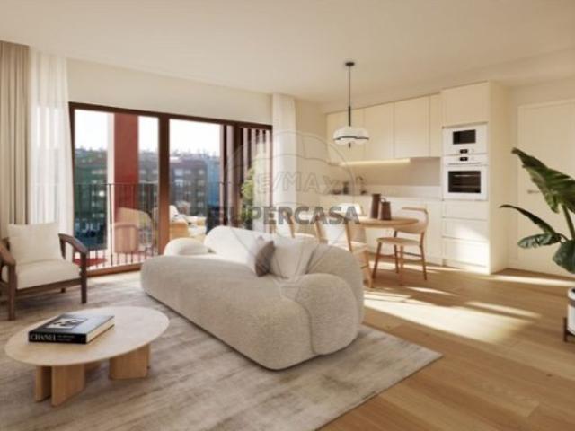 Apartamento T1 em Almada, Cova da Piedade, Pragal e Cacilhas