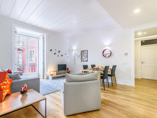 Apartamento T1 em alojamento local 69m² Santa Isabel