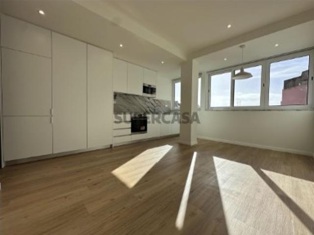 Apartamento T1 em Algés, Linda a Velha e Cruz Quebrada Dafundo